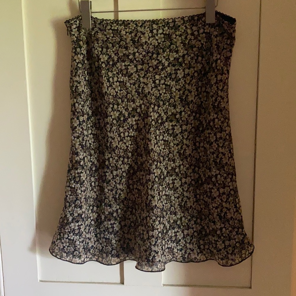 Old navy skirt